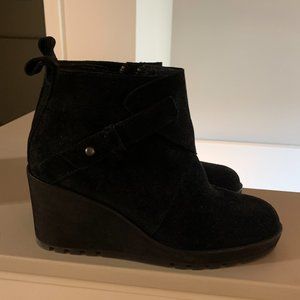Eileen Fisher Suede Black Ankle Boots
